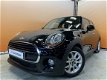 Mini Mini Cooper - 1.5 Pepper Automaat Lage KM-stand Stoelverwarming 5-deurs - 1 - Thumbnail