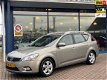 Kia Cee'd Sporty Wagon - 1.4 CVVT X-ecutive 1e Eig. Clima Cruise Navi NL-Auto NAP Dealer Onderhouden - 1 - Thumbnail