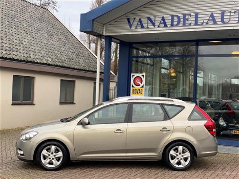 Kia Cee'd Sporty Wagon - 1.4 CVVT X-ecutive 1e Eig. Clima Cruise Navi NL-Auto NAP Dealer Onderhouden - 1