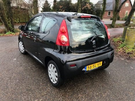 Peugeot 107 - 1.0-12V XR - 1