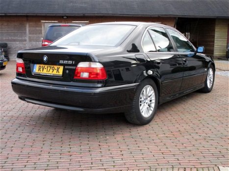 BMW 5-serie - 520i Edition Uniek! 84.405 Km Concoursstaat Youngtimer - 1