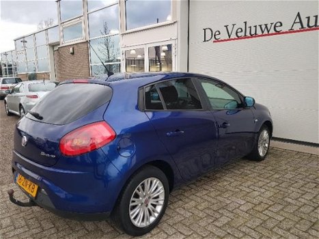 Fiat Bravo - 1.4 T-Jet Dynamic navigatie / trkhk / 6 bak - 1