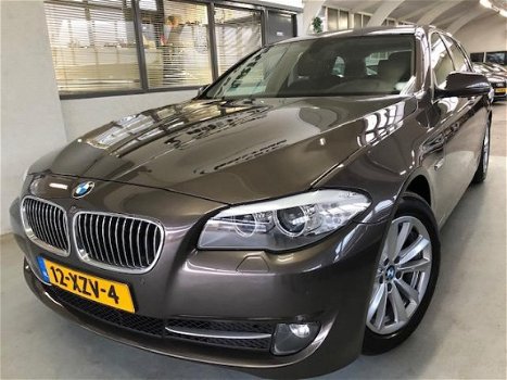 BMW 5-serie Touring - 520d Upgrade Edition Navi|Leder|PDC|Cruise - 1