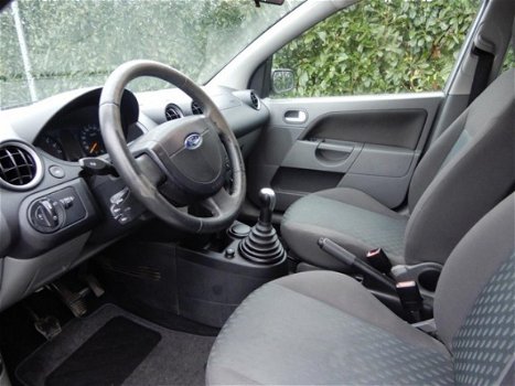 Ford Fiesta - 1.4-16V Ghia origineel Nederlandse auto met NAP - 1