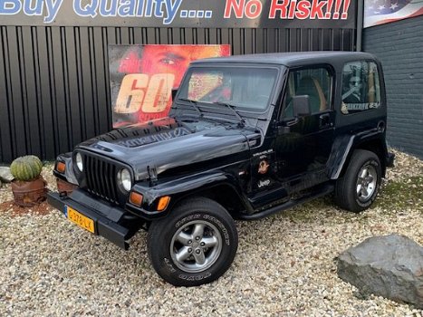 Jeep Wrangler - 4.0i -LIKE NEW - 1