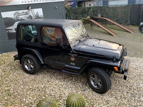 Jeep Wrangler - 4.0i -LIKE NEW - 1