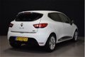 Renault Clio - 0.9 TCe Limited [NAVIGATIE, CRUISE CONTROL, TELEFOON, BLUETOOTH, NIEUWSTAAT] - 1 - Thumbnail