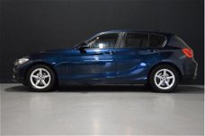 BMW 1-serie - 118i Sport Line Luxe 136 PK [NAVIGATIE, FACELIFT, TELEFOON, BLUETOOTH AUDIO, CRUISE CO