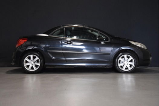 Peugeot 207 CC - 1.6 VTi Première [CLIMATE CONTROL, VOL LEDER, LM-VELGEN, NIEUWSTAAT] - 1