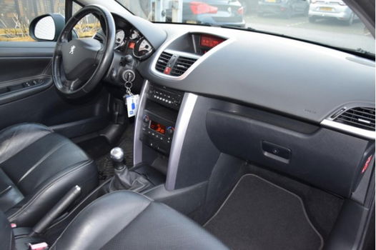 Peugeot 207 CC - 1.6 VTi Première [CLIMATE CONTROL, VOL LEDER, LM-VELGEN, NIEUWSTAAT] - 1