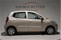 Hyundai i10 - 2011/ Automaat/ CV/ Elek ramen/ Dealeronderhouden/ Usb aansluiting/ Radio cd/ Boekjes - 1 - Thumbnail