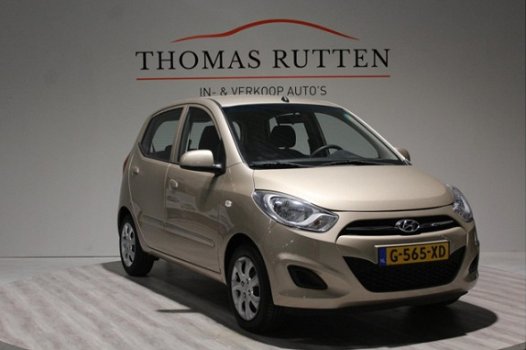 Hyundai i10 - 2011/ Automaat/ CV/ Elek ramen/ Dealeronderhouden/ Usb aansluiting/ Radio cd/ Boekjes - 1