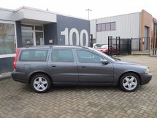 Volvo V70 - 2.4 D5 Geartronic Comfort Line