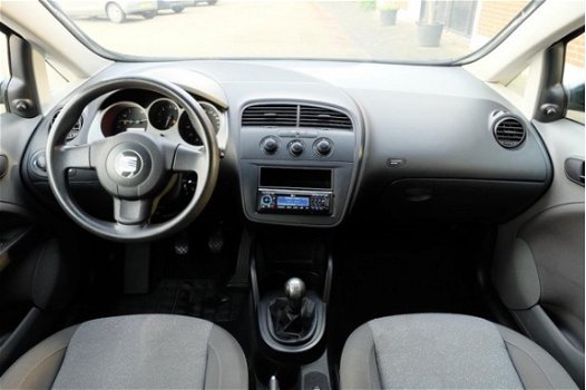 Seat Altea - 1.6 Reference / Nieuwe D-riem / Airco / Cruise control - 1