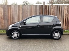 Toyota Aygo - 1.0-12V Dynamic Blue Zwart 5DRS Airco Elektrische Ramen Nieuw APK!