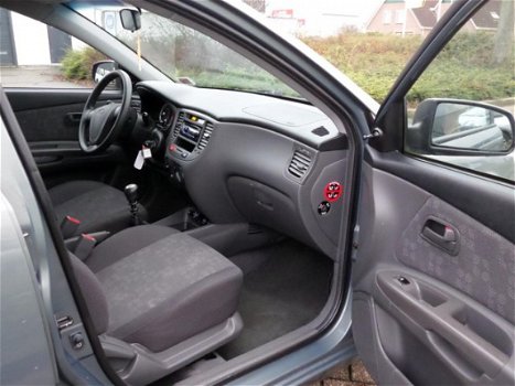 Kia Rio - 1.4 L - 1