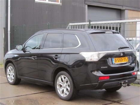 Mitsubishi Outlander - 2.0 PHEV Instyle DAK/ LEER/ XENON - 1