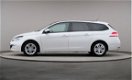 Peugeot 308 - 1.6 BlueHDI Blue Lease Executive Pack, Navigatie, Panoramadak - 1 - Thumbnail