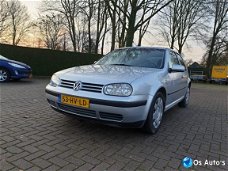 Volkswagen Golf - 1.6 16V Sportline