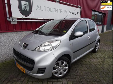 Peugeot 107 - 1.0-12V XS // Airco // 5-drs // 136 DKM NAP // - 1