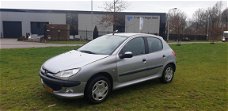 Peugeot 206 - 1.4 Gentry Airco cv op afs elekramen stuurbkr