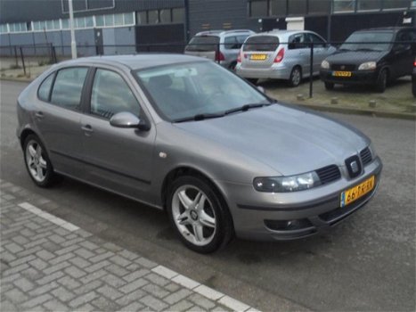 Seat Leon - 1.6-16V Sport , Airco, Cruise - 1