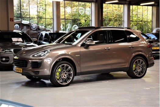 Porsche Cayenne - 3.0 S *E-Hybrid* Panorama-dak|ACC|1e Eig|Navi|Org.NL|BTW|Leder| - 1