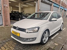 Volkswagen Polo - 1.2 TSI Highline 6 BAK / NAVI / CAMERA / LM VELGEN