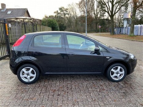 Fiat Punto - 1.2 Active 2009, 5-deurs, 73.000 km APK - 1