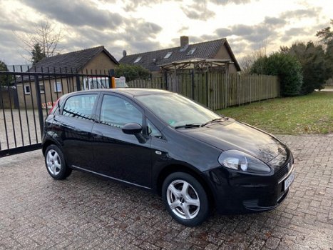 Fiat Punto - 1.2 Active 2009, 5-deurs, 73.000 km APK - 1