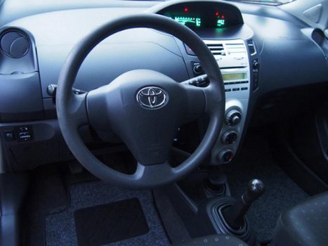 Toyota Yaris - 1.0 VVTi Idols Airco 5Deurs (APK:7-2021) Elek.Pakket - 1