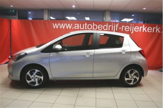 Toyota Yaris - 1.5 Full Hybrid Trend Automaat, Nav, A. Cam, AEB, - 1