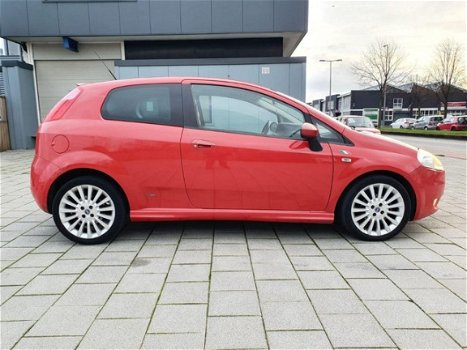 Fiat Grande Punto - 1.4-16V Sport R line sport - 1