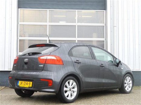 Kia Rio - 1.2 CVVT DynamicLine *NAVIGATIE/TREKHAAK - 1