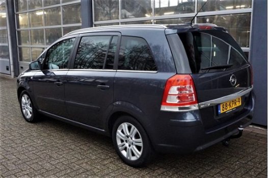 Opel Zafira - 1.8 Cosmo Bluetooth/Navigatie/Trekhaak - 1