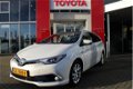 Toyota Auris - 1.8 HYBRID LEASE PRO LED NL-AUTO NAVI 1E EIG - 1 - Thumbnail