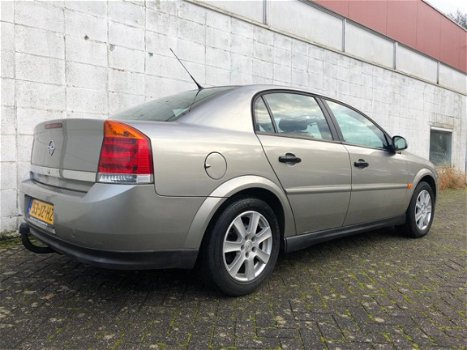 Opel Vectra - 2.2-16V Comfort Automaat NAP APK Airco Trekhaak Elektrische Pakket - 1