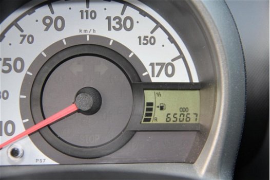 Toyota Aygo - 1.0-12V Comfort Navigator I INCL. € 695, 00 AFL.KOSTEN + BOVAG GARANTIE - 1
