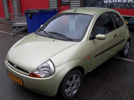 Ford Ka - 1.3 Appel, ZUINIGstuurbekracht, PDC, etc - 1