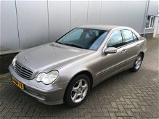 Mercedes-Benz C-klasse - 200 CDI Elegance leder airco apk