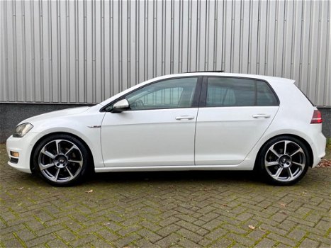 Volkswagen Golf - 1.4 TSI ACT R Line*DSG*Leder*pano*bomvol - 1