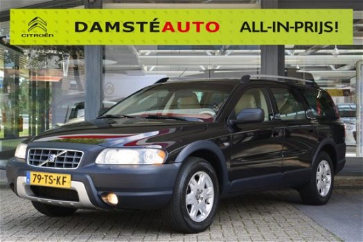 Volvo XC70 - 2.4 D5 AWD GEARTRONIC MOMENTUM LEDER BEKLEDING - 1