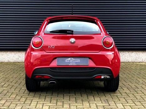 Alfa Romeo MiTo - 1.4 Distinctive / SPORT PACK / DEALER OND / PARK. SENS - 1