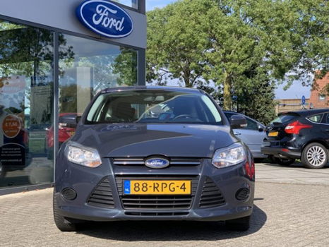 Ford Focus - 1.6 TI-VCT Trend 5-deurs 125pk Trekhaak, Airco, Bluetooth, Aux - 1