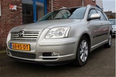 Toyota Avensis Wagon - 1.8 VVTi Linea Luna