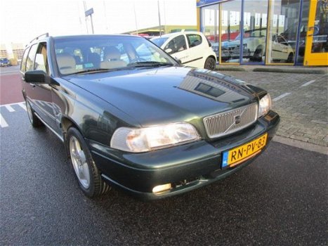 Volvo V70 - 2.5 Exclusive-Line trekhaak - 1