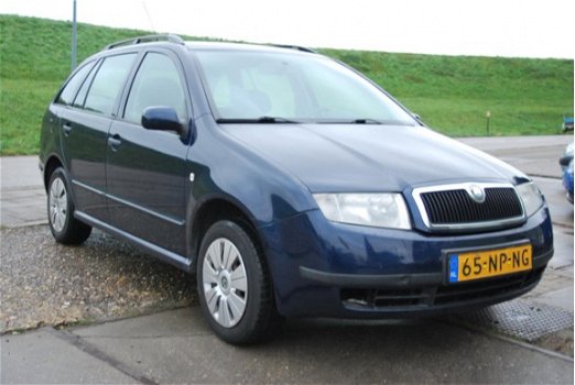 Skoda Fabia Combi - 1.4-16V Flash // Nieuwe APK // - 1