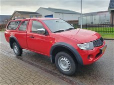 Mitsubishi L 200 - 2.5 DI-D SC Inform 4WD , airco (marge)