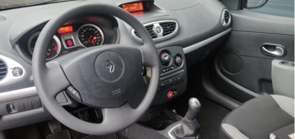 Renault Clio - 1.2 Authentique - 1