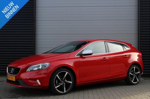 Volvo V40 - 2.0 D2 R-Design 18